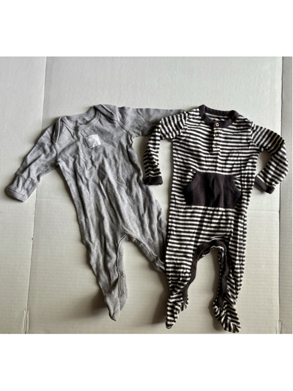 Burt's Bees Baby Sleepers 2-Piece Set 0-3M Pajamas Gray Striped Footed